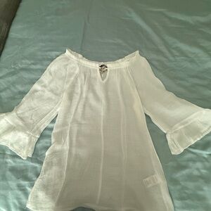 Elegant White Off-Shoulder Women's Top